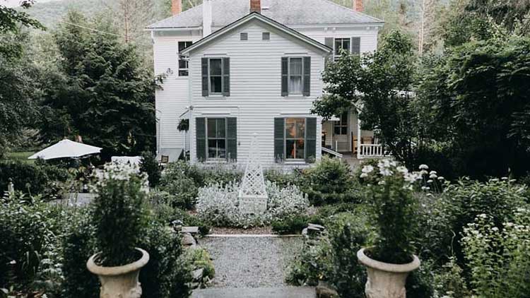 The-Roxbury-Barn-and-Estate.jpg